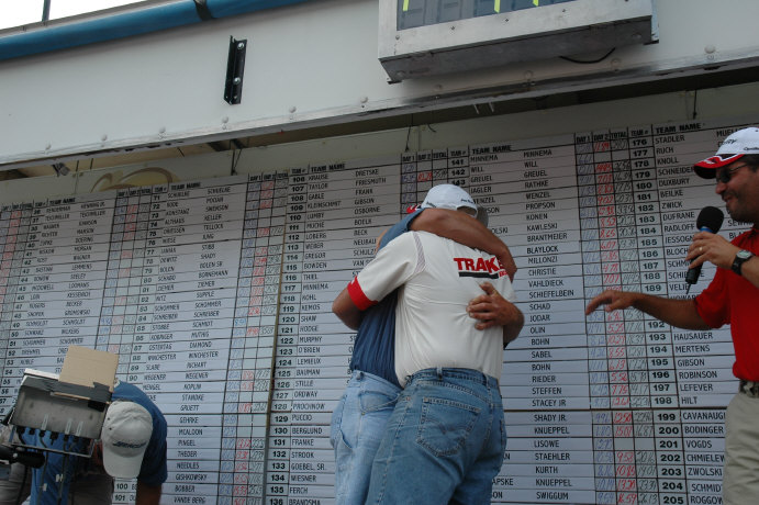 2B69BB63-FD65-4297-96BD-6FDEC6A15D3B