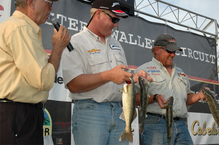 2B762A9C-967B-411B-843B-EA55AC9DA829