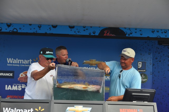 2B8B2604-FF42-4C53-856D-CA8A21AF4745