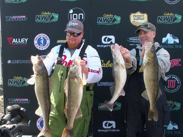 2BC78D65-3833-4F5E-BA0F-8F0AEF4F5F5C