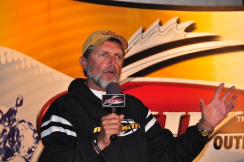 2BD78BB4-7F99-40B1-9754-1A4E1E0C548B