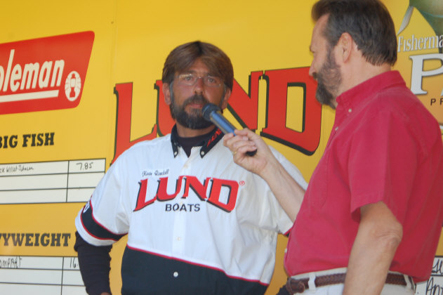 2BEC2F71-F8C3-499C-8825-2B63E2253F45