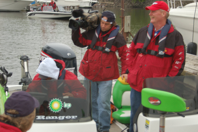 2C48703D-3B0E-44C4-B569-103A45ED6BFA