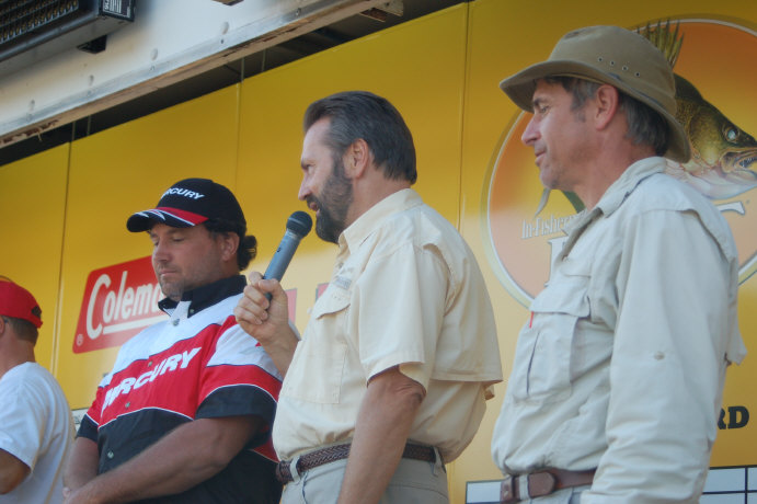 2C5659CB-62BB-4DE9-937A-4D3442F5B579