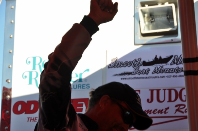 2CA6109D-517C-43C6-8D3D-9D9FFEA32DBE