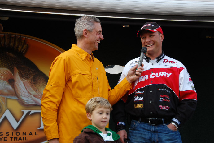 2CD872BA-92CB-43DF-B71C-F7E00599467C