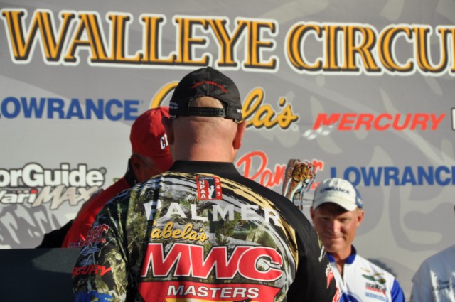 2CF0483E-D75C-40E0-B851-58F0ED755B57