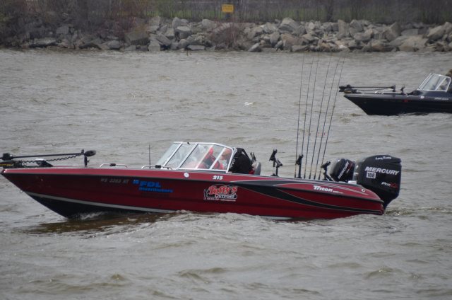 2D0554B3-2880-405B-8587-27354EC99E07