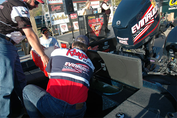 2D918F15-E160-4DAB-B44C-46F000FC624D