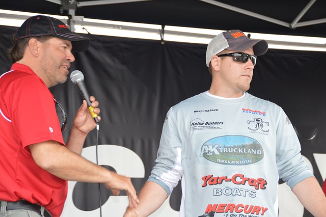 2D926B8F-B0A3-412D-A8C9-719D3E3B8F06