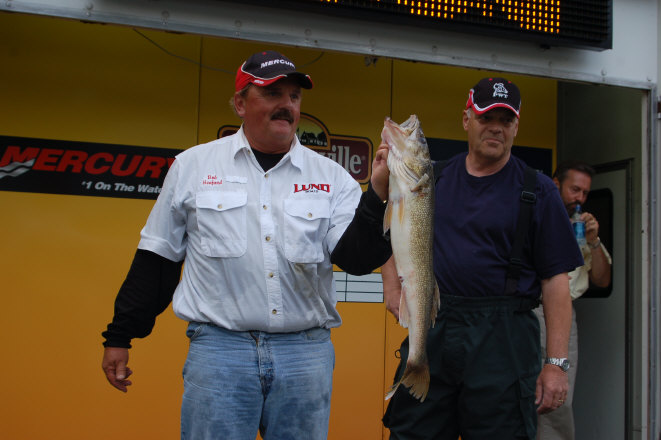 2DF1533D-678F-4730-9CC6-64E48B89DF7E