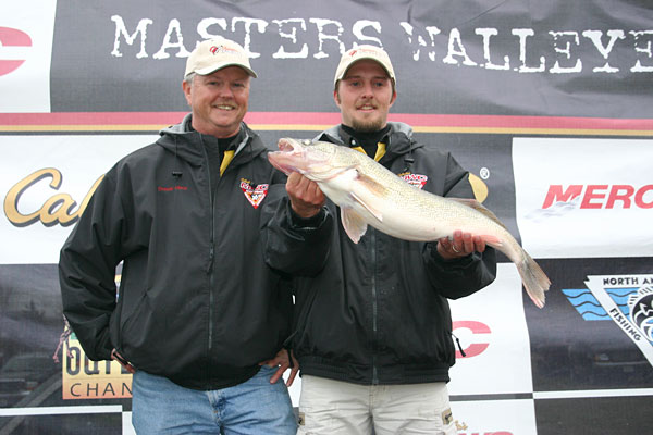 2E255EF4-3F1F-4AAF-A376-C4E038314209