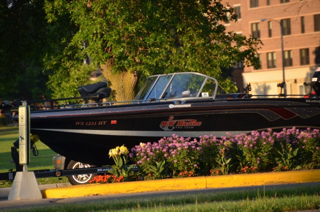 2E842861-7EED-4A15-8A82-654C6E002896