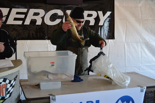 2EE4C3DD-A11D-4E78-862F-C709E4D66800