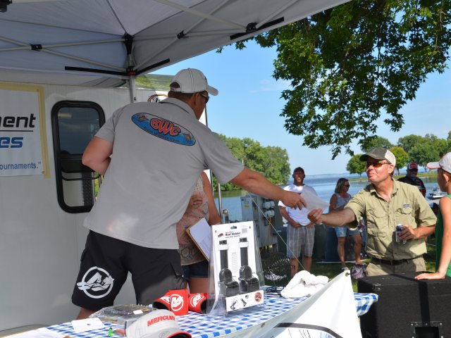 2EFA94A5-D2F1-4837-90E3-D3C91B7DE3C5