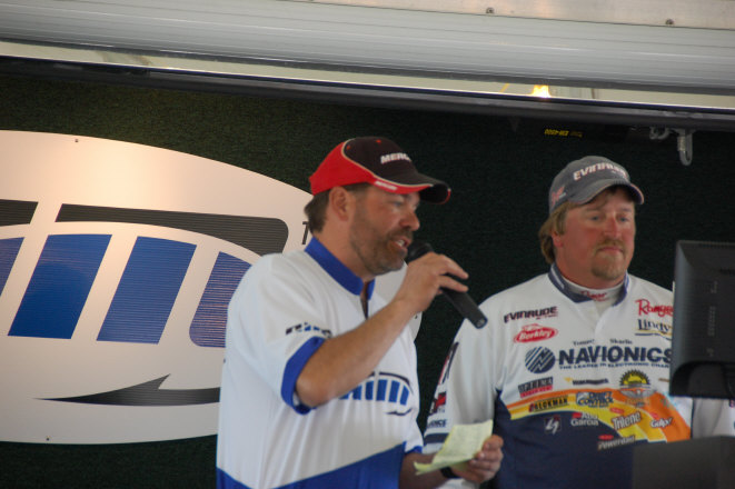 2F227D25-7B7B-4493-B4EA-654C1D865746