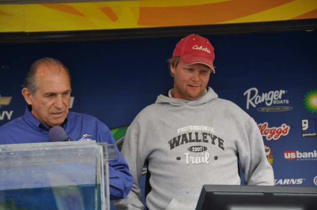 2F23A567-6D2A-4B14-B5C8-F4C35FE97B62