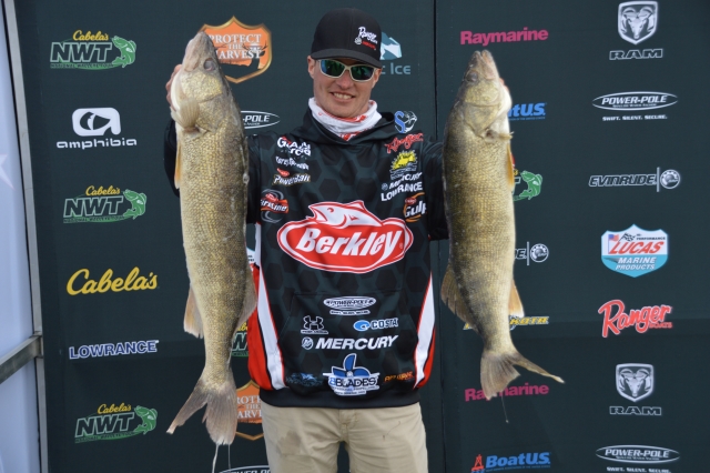 2F34AD40-34FE-484B-AF59-6ECFC8432FA4