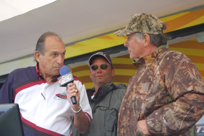 2F373720-A9BD-4B5E-933F-FD8B2A576C8E