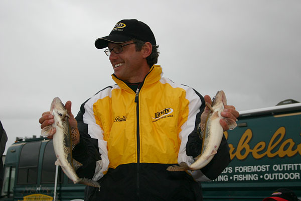 2F3A48DC-6F67-4A8B-A7FF-1BC918EC3D88