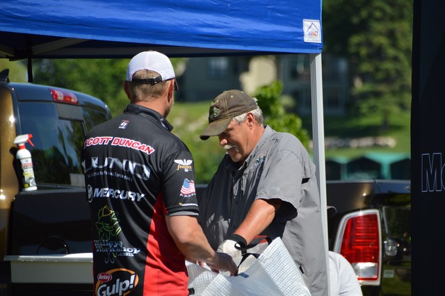 2F5DE7A5-F04F-41F3-9137-EAB37BF45BFE