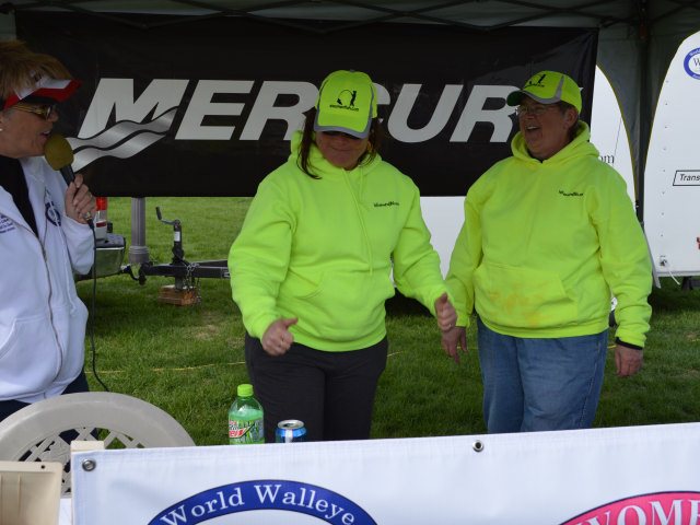 2F8ED1D7-4FBD-49A4-BC38-5AA092226BC2