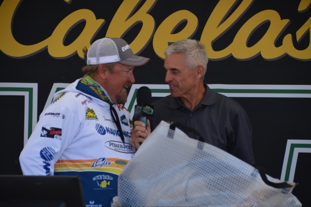 2FB4BB01-A7E6-44CB-944A-188BF0735D1F