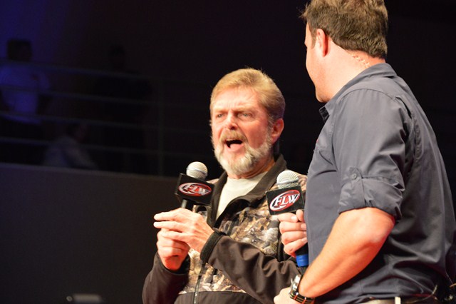 2FD47A7C-12A9-48C2-90F8-FDD2D63A3337