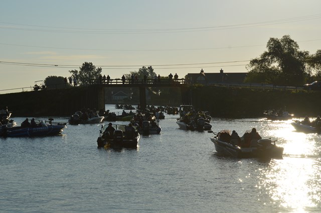 2FD60E8B-6E2F-47C2-B011-18D7F6EE826F