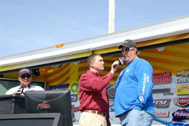 2FDA363C-E7B1-4F3E-9605-5F7479973C3B