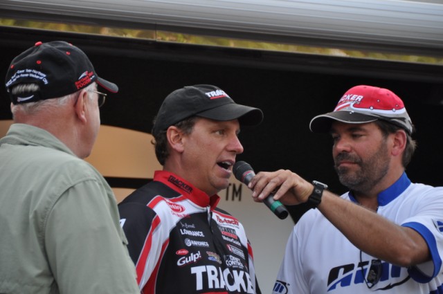 2FDA8725-5F29-4E12-B4DE-F712427A377F