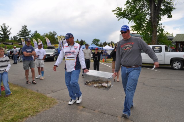 2FFE41AF-2E76-4E54-BA1B-235094543484