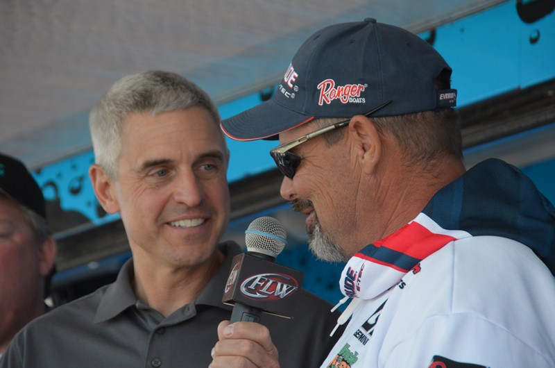 EE20E5D2-4E82-4E96-8833-C99B50A8E6CE