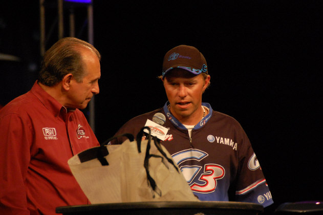 CAD59A52-DC93-47B9-A7A4-84C90373C7AA