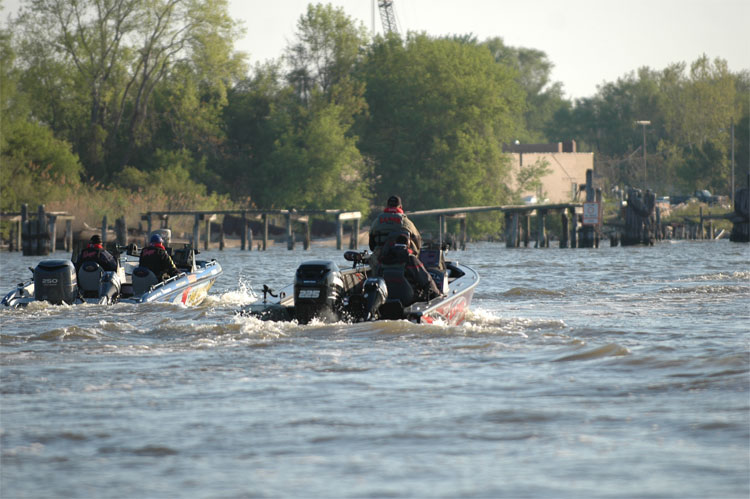 B97462A2-8DF3-4830-92AA-2641CB128CF5