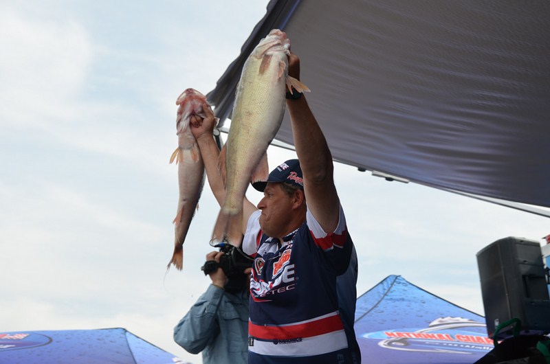 C4DF60C6-D5AE-4150-BB4E-7D27ACB0D950