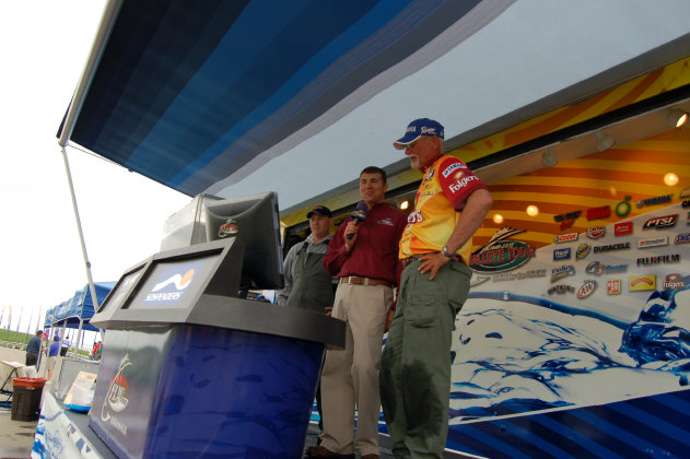 9FD7E266-80BD-4799-905E-6E5C873A1EFC