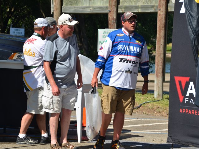 30505826-4A82-4DC2-91C9-B627FC5B160A