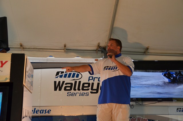 30516E6B-C7D0-46E8-8C38-0EF01A70D676