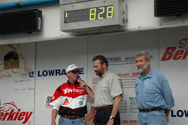 30601665-46D4-436E-9D05-3DD2EF78D1BA