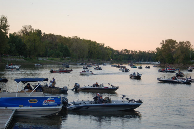 3063CDB9-A07D-4C6A-B6AB-4CCA5F16D125