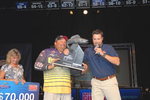 3068774A-51F8-4E49-8A76-9424C903A235