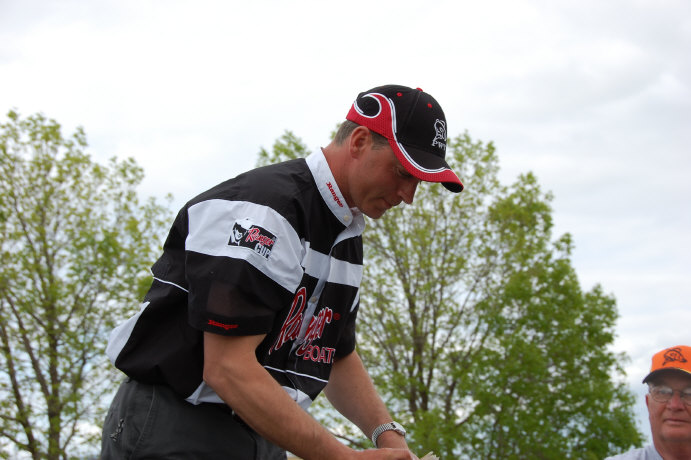 308A1FBC-0BC4-43BC-9957-34143C79023E