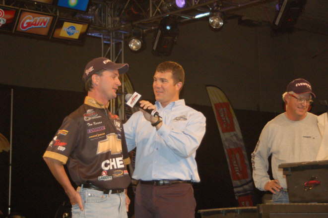 30B93560-760C-4F10-8BB0-965DBB9CCC85