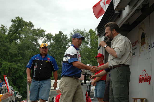 30BC02A8-E3B9-4114-A1DB-B576A455F84F