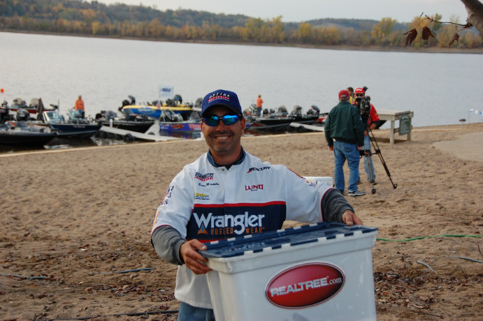 30EB5AE6-5728-4E84-8C7B-825D7E978E0A