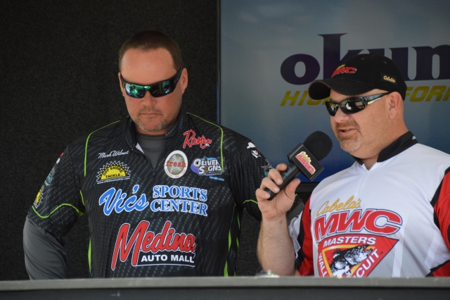 30F2D97C-36E9-495B-B8DA-F8DB60308EF8