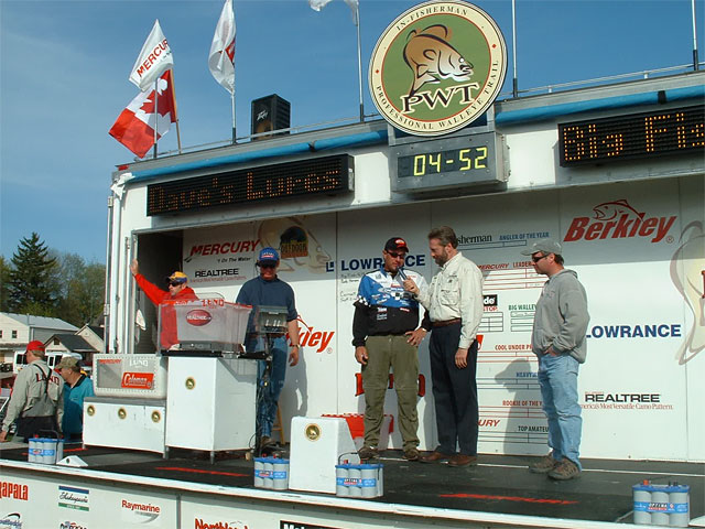 316394E0-9F7F-4AC1-93D2-E2AA828628B6