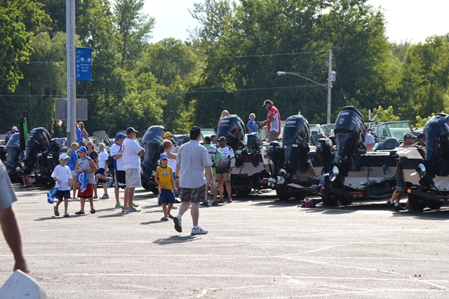 31D68F9C-948F-4EE3-B3FA-2F438CF28DA6