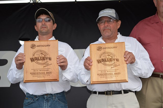 B30E4F82-26F3-49BC-B4FB-4FFF20C383CD